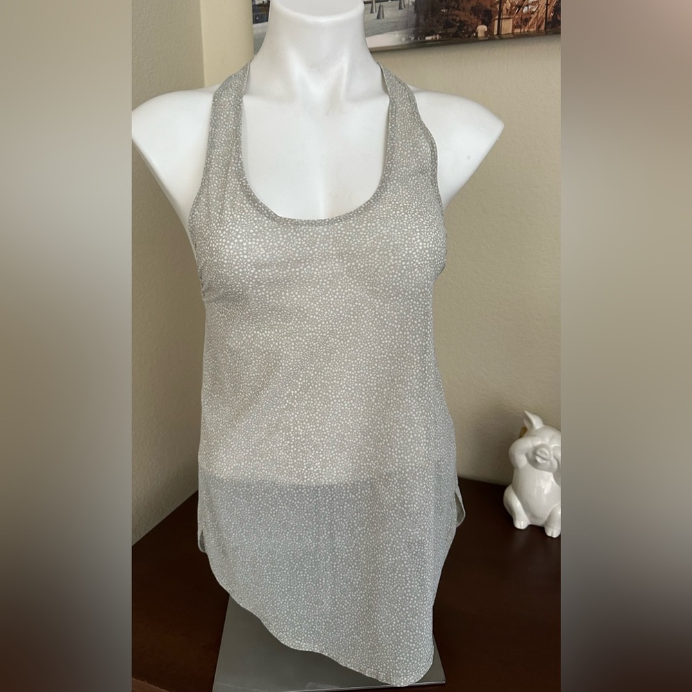 Lululemon tank top